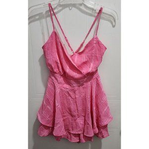 NEW Allison & Kelly Sleeveless Criss Cross Back V-Neck Ruffle Romper Pink Size M